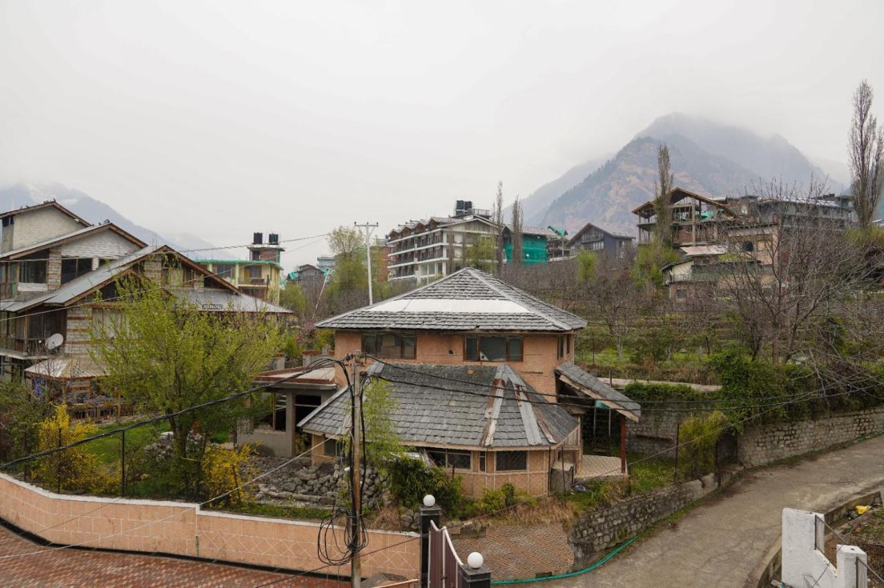 Skycity Manali Exterior photo